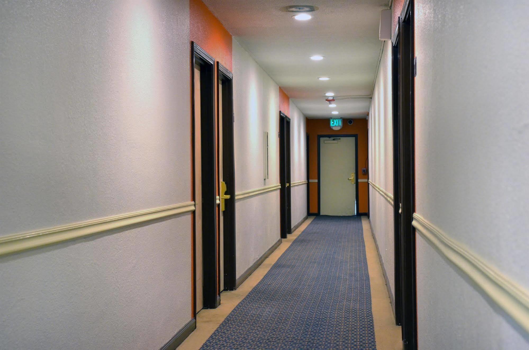 Motel 6-Modesto, Ca - Downtown Esterno foto